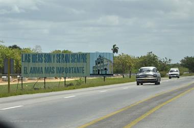 Drive_to_Cayo_Santa_Maria,_DSC2628_b_B740