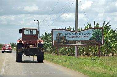 Drive_to_Cayo_Santa_Maria,_DSC2656_b_B740