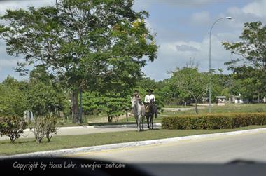 Drive_to_Cayo_Santa_Maria,_DSC2691_b_B740