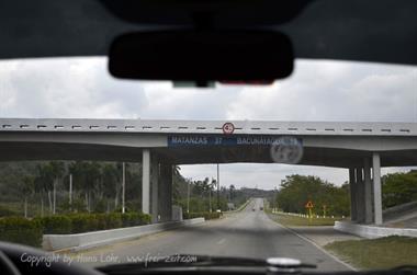 Drive_to_Varadero,_Cuba_DSC1886_b_B740