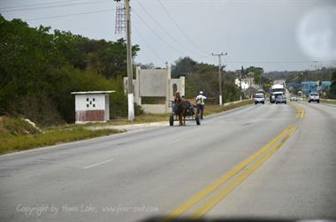 Drive_to_Varadero,_Cuba_DSC1888_b_B740