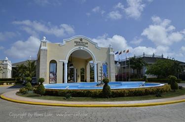 Ensenachos-Hotel,_Cayo_Santa_Maria,_DSC2728_b_B740