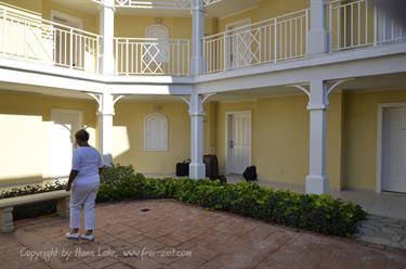 Ensenachos-Hotel,_Cayo_Santa_Maria,_DSC2738_b_B740