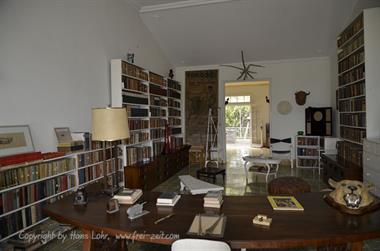 Finca-Hemingway,_Cuba_DSC1869_b_B740