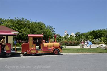 Market-Place,_Cayo_Santa_Maria,_DSC2909_b_B740