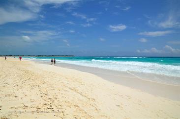 Sol_Cayo_Largo_Beach,_DSC_8779_b_H600