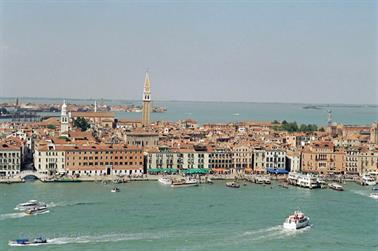 8596_10_VENEDIG_MARCUSPLATZ_478