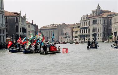 8599_32_VENEDIG_STREIKBLOCK_478