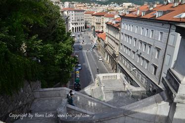 Cathedral-and-Castello-di-San-Giusto,-Triest-2021,-DSE-9371B720