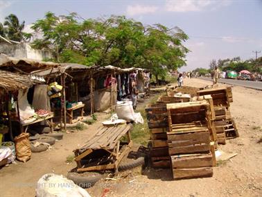 KENYA_2007,_Market_in_Ukunda,_DSC06091H488