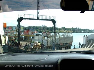 KENYA_2007,_Mombasa_day_trip,_DSC04567H488