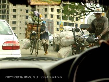 KENYA_2007,_Mombasa_day_trip,_DSC04573H488