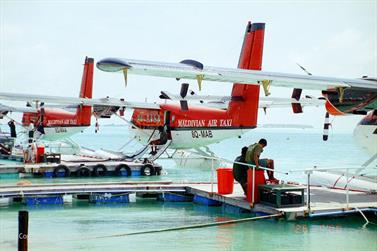 Maledives,_Vilu_Reef,_2000,_03H600