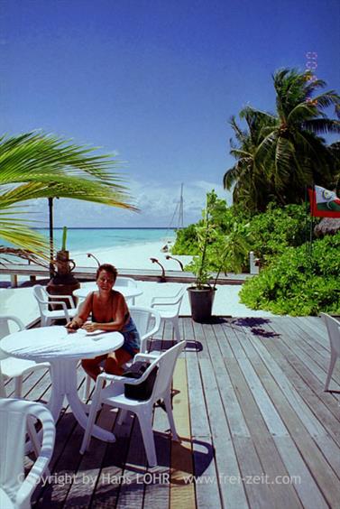 Maledives,_Vilu_Reef,_2000,_10AH600