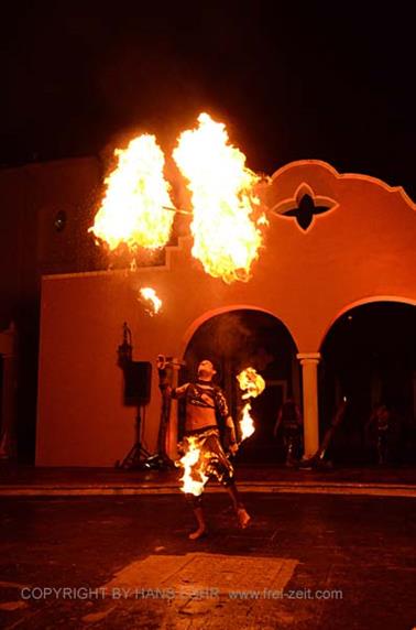 Dreams-Resort-und-Spa-Tulum,-Fireshow,_DSC_6245_b_H600Px