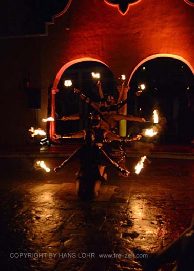 Dreams-Resort-und-Spa-Tulum,-Fireshow,_DSC_6311_b_H600Px