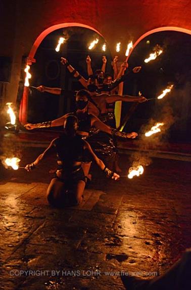 Dreams-Resort-und-Spa-Tulum,-Fireshow,_DSC_6316_b_H600Px