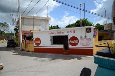 Izamal,-Citytour-in-a-coach,_DSC_5937_b_H600Px