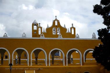 Izamal,-Convento-San-Antonio-de-Padua,_DSC_5898_b_H600Px