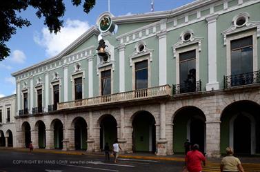 Merida-Cityguide,_DSC_5855_b_H600Px