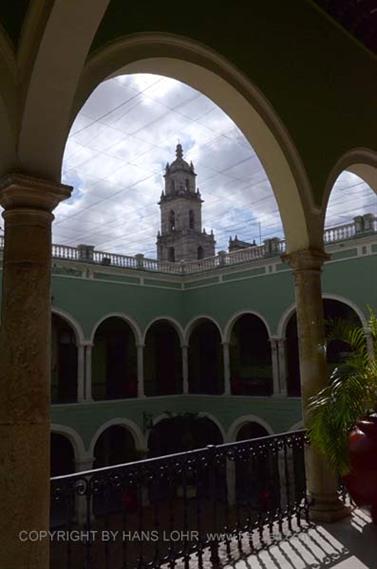 Merida-Cityguide,_DSC_5859_b_H600Px