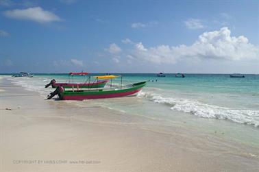 Playa_Paraiso,_Tulum,_PB180517_b_H600Px