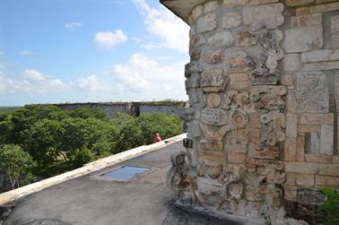 Uxmal-an-old-Mayan-City,_DSC_5439_b_H600Px