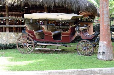 Uxmal-an-old-Mayan-City,_DSC_5462_b_H600Px