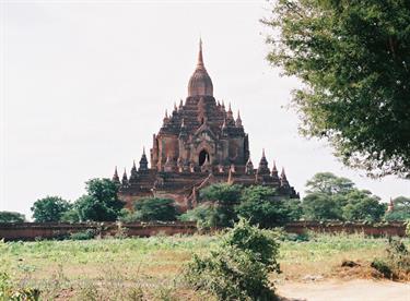 Bagan,_Myanmar,_F1020003b_H600