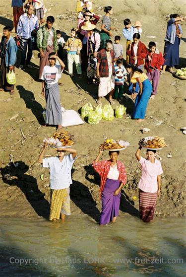 Cruise_Mandalay_to_Bagan,_Myanmar,_376F1030001B_H600