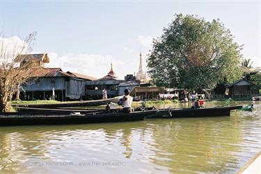 Inle_Lake,_Myanmar,_042F1000007B_H600