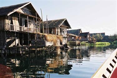 Inle_Lake,_Myanmar,_092F1050024B_H600