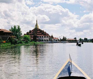 Inle_Lake,_Myanmar,_136F1020033B_H600