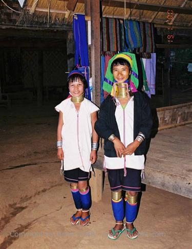 Inle_Lake,_Myanmar,_148F1000008B_H600