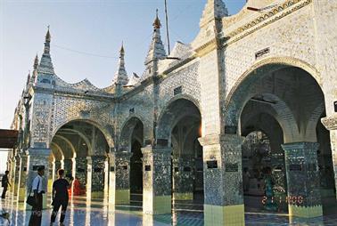 Mandalay,_Myanmar,_268F1010022B_H600