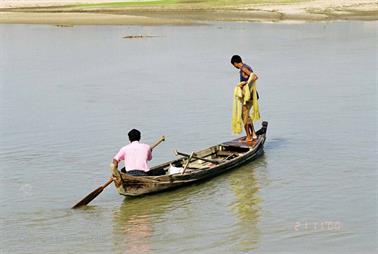 Mingun,_Myanmar,_217F1030001B_H600