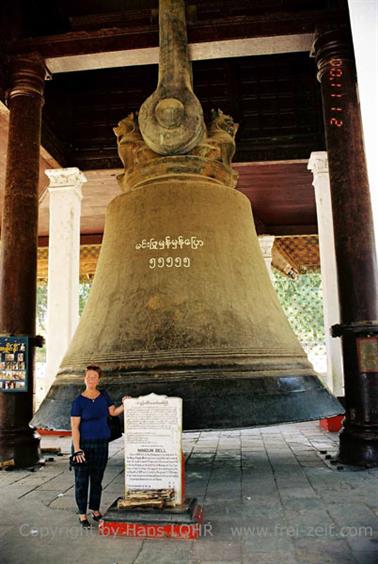 Mingun,_Myanmar,_239F1030024B_H600