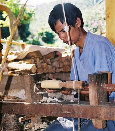 Pindaya,_Myanmar,_195F1030017B_H600