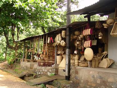 Anuradhapura,_Giritale,_DSC05977B_H600