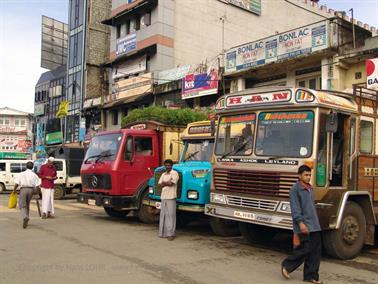 Bandarawela_to_Colombo,_DSC07073B_H600