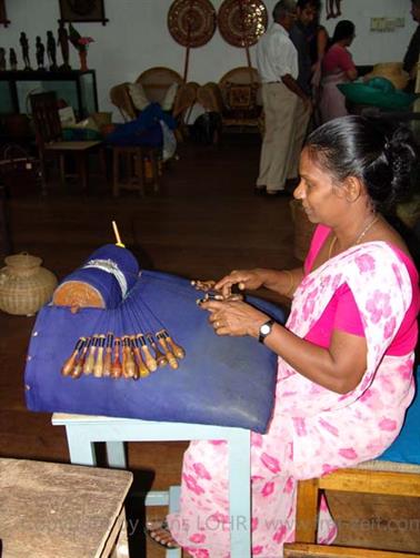 Colombo_sightseeing,_DSC05747B_H600