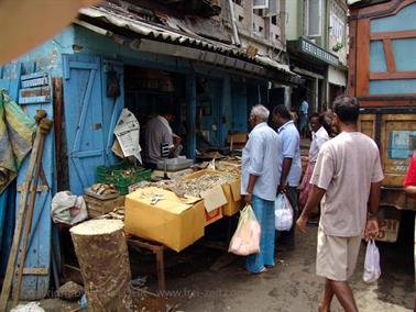 Colombo_sightseeing,_DSC05843B_H600