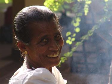 Dambulla_monastery,_Spicy-Farm,_Kandy,_DSC06289B_H600