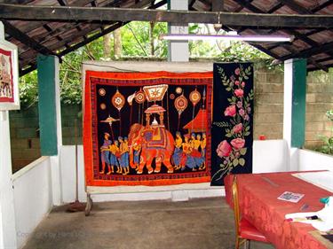 Dambulla_monastery,_Spicy-Farm,_Kandy,_DSC06387B_H600