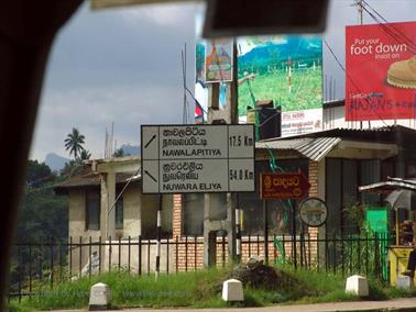 Kandy_to_Nuwara_Eliya,_DSC06799B_H600