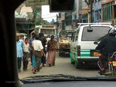 Kandy_to_Nuwara_Eliya,_DSC06806B_H600