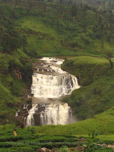 Kandy_to_Nuwara_Eliya,_DSC06884B_H600